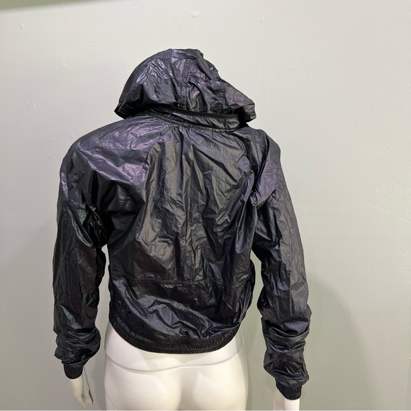 NWT UMBRO Windbreaker Light Jacket Hood Black Iridescent Crop Cropped - Picture 7 of 10